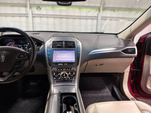 2020 LINCOLN MKZ - Image 19