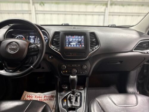 2019 JEEP Cherokee - Image 19