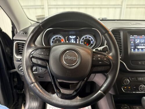 2019 JEEP Cherokee - Image 17