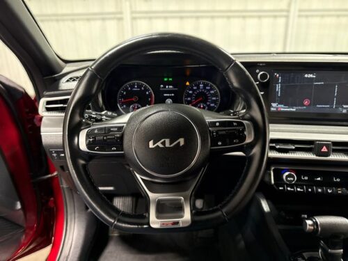 2022 KIA K5 - Image 17