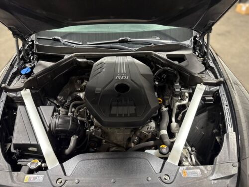 2018 KIA Stinger - Image 12