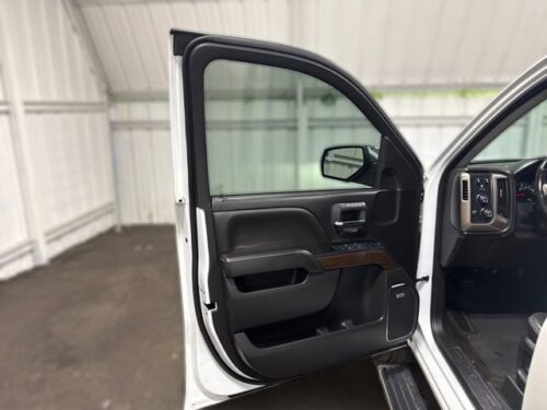 2018 GMC Sierra - Image 16