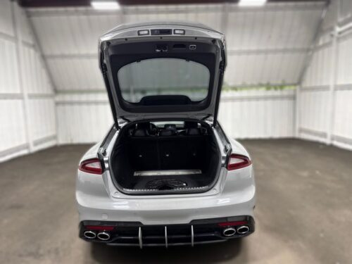 2021 KIA Stinger - Image 21
