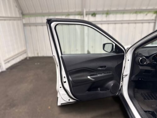 2022 NISSAN Kicks - Image 14