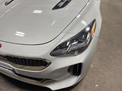 2021 KIA Stinger - Image 9