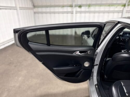2021 KIA Stinger - Image 8