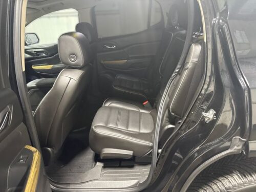 2018 GMC Acadia - Image 23