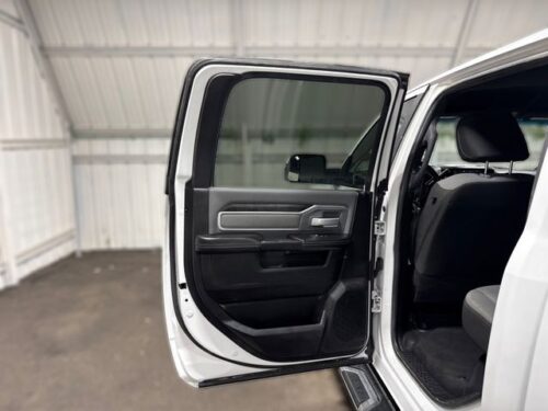 2022 RAM 2500 - Image 8