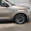 2019 LINCOLN Navigator - Image 20