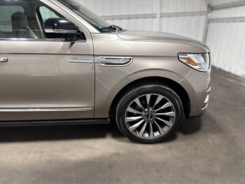 2019 LINCOLN Navigator - Image 20