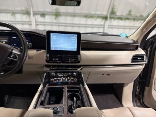 2019 LINCOLN Navigator - Image 13