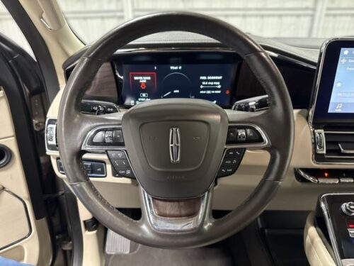 2019 LINCOLN Navigator - Image 10
