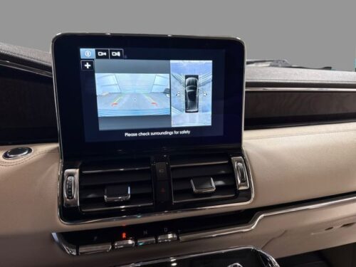 2019 LINCOLN Navigator - Image 3