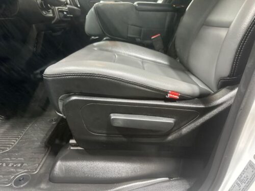 2021 RAM 1500 - Image 38