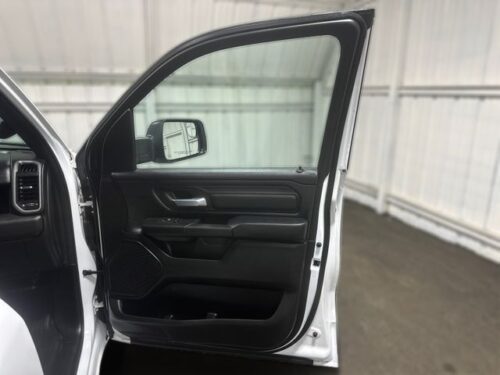 2021 RAM 1500 - Image 36