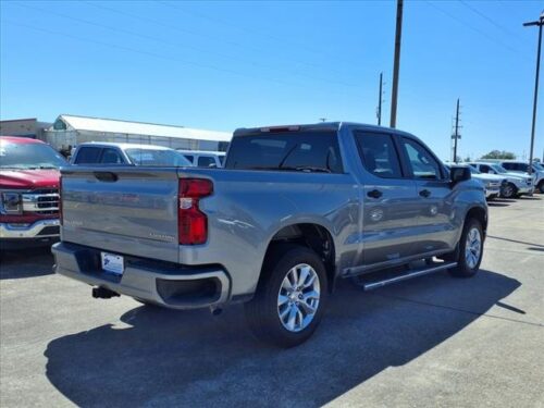 2024 CHEVROLET Silverado - Image 30