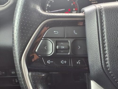2023 TOYOTA Tundra - Image 17