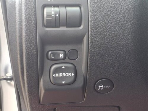 2012 SUBARU Forester - Image 16