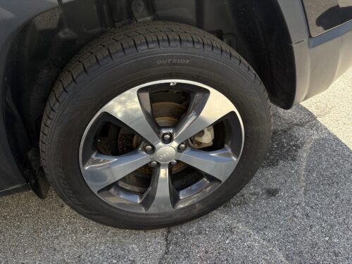 2019 JEEP Cherokee - Image 36
