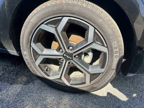 2023 KIA Niro - Image 38