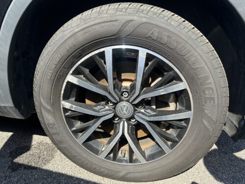 2021 VOLKSWAGEN Tiguan - Image 40