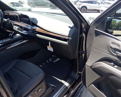 2024 CADILLAC Escalade ESV - Image 9