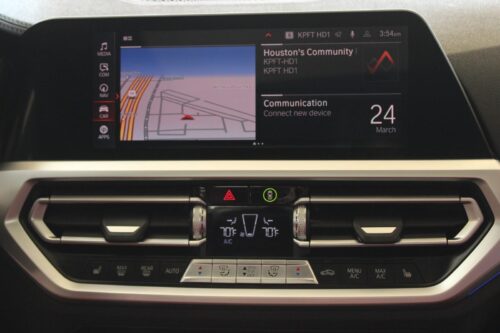 2021 BMW M440i - Image 19