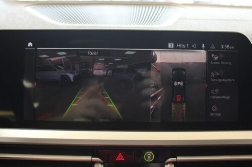 2021 BMW M440i - Image 16