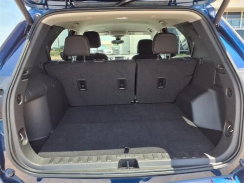 2023 CHEVROLET Equinox - Image 12