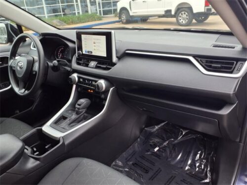 2024 TOYOTA RAV4 - Image 11