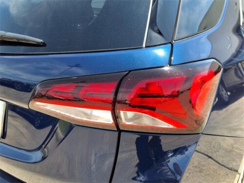 2023 CHEVROLET Equinox - Image 10