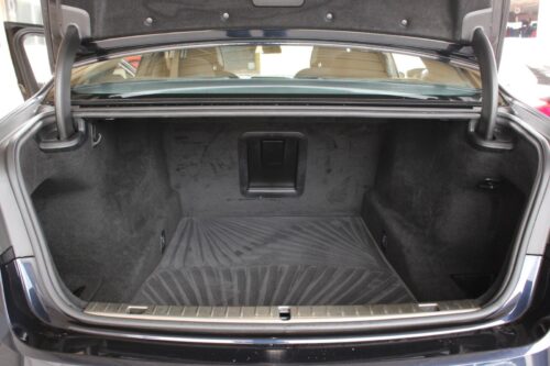 2021 BMW 740i - Image 5