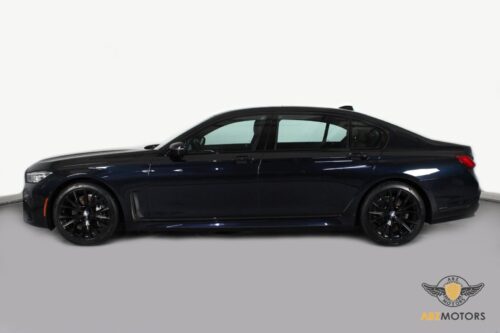 2021 BMW 740i - Image 33