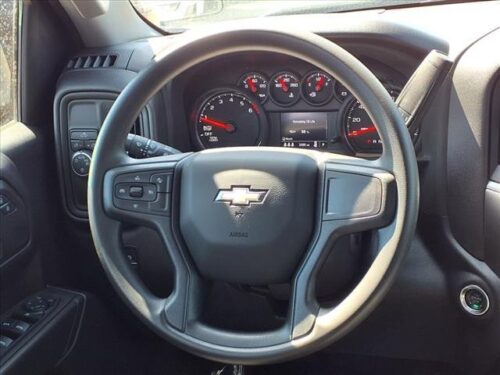 2024 CHEVROLET Silverado - Image 33