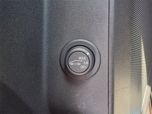 2023 CHEVROLET Equinox - Image 24