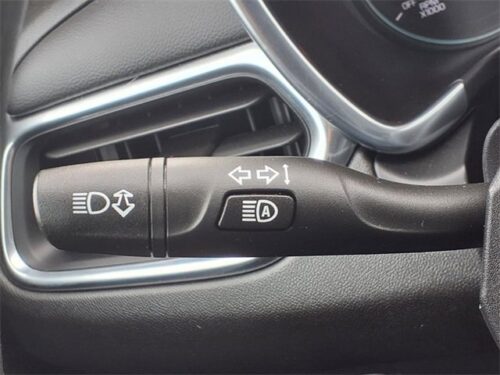 2023 CHEVROLET Equinox - Image 18