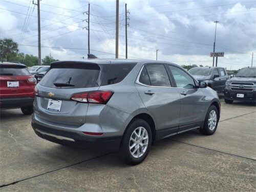 2023 CHEVROLET Equinox - Image 30