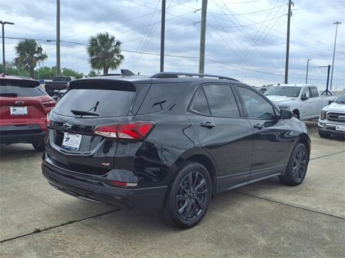 2024 CHEVROLET Equinox - Image 31