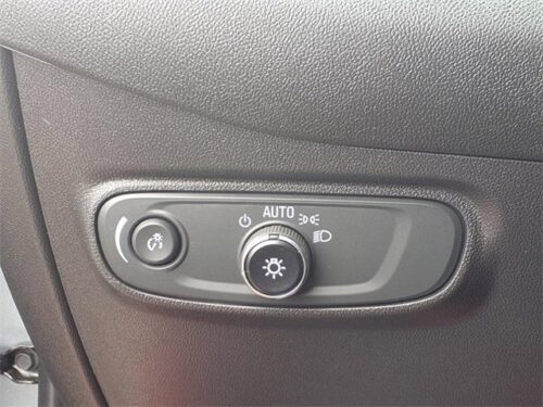 2023 CHEVROLET Equinox - Image 26