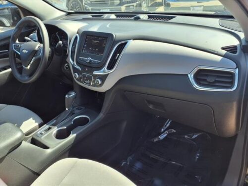 2021 CHEVROLET Equinox - Image 3