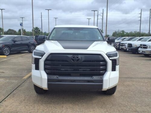 2023 TOYOTA Tundra - Image 5