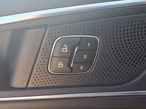 2023 FORD Edge - Image 25