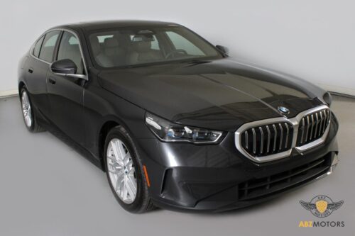 2024 BMW 530i - Image 34