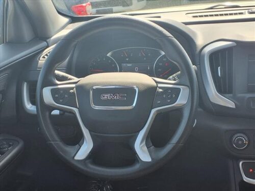 2024 GMC Terrain - Image 19
