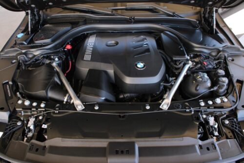 2024 BMW 530i - Image 7
