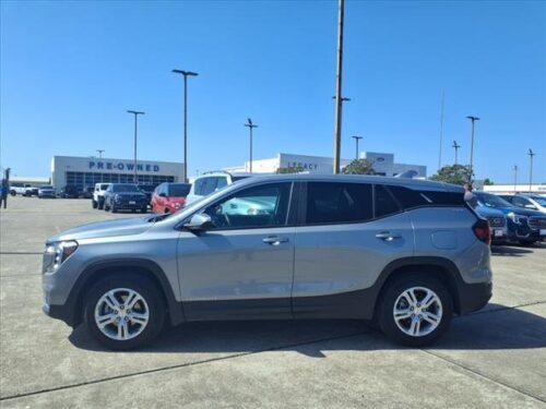2024 GMC Terrain - Image 3