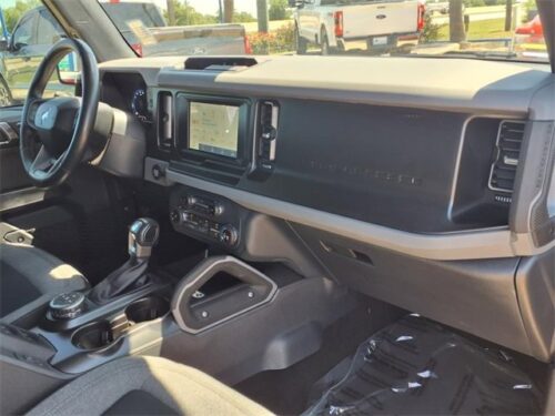2022 FORD Bronco - Image 11