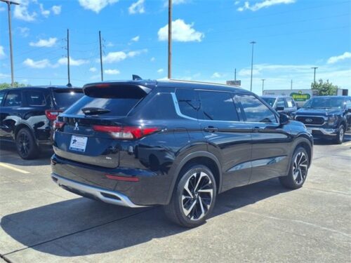 2024 MITSUBISHI Outlander - Image 30