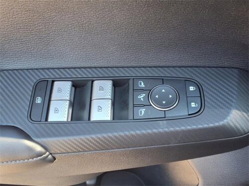 2024 MITSUBISHI Outlander - Image 27