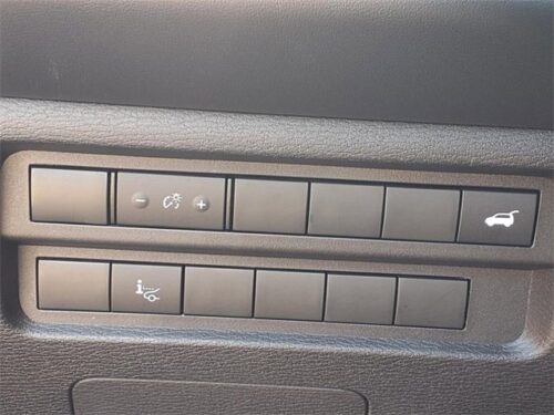 2024 MITSUBISHI Outlander - Image 25